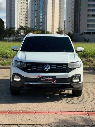 VOLKSWAGEN T-CROSS 1.0 200 TSI TOTAL FLEX COMFORTLINE AUTOMÁTICO VOLKSWAGEN T-CROSS 1.0 200 TSI TOTAL FLEX COMFORTLINE AUTOMÁTICO